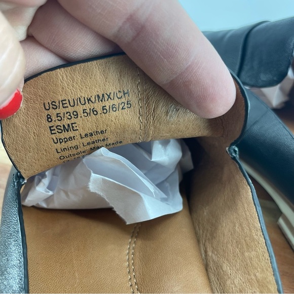 Gentle Souls by Kenneth Cole Esme Black Leather Mules Sz 8.5 - Picture 5 of 5